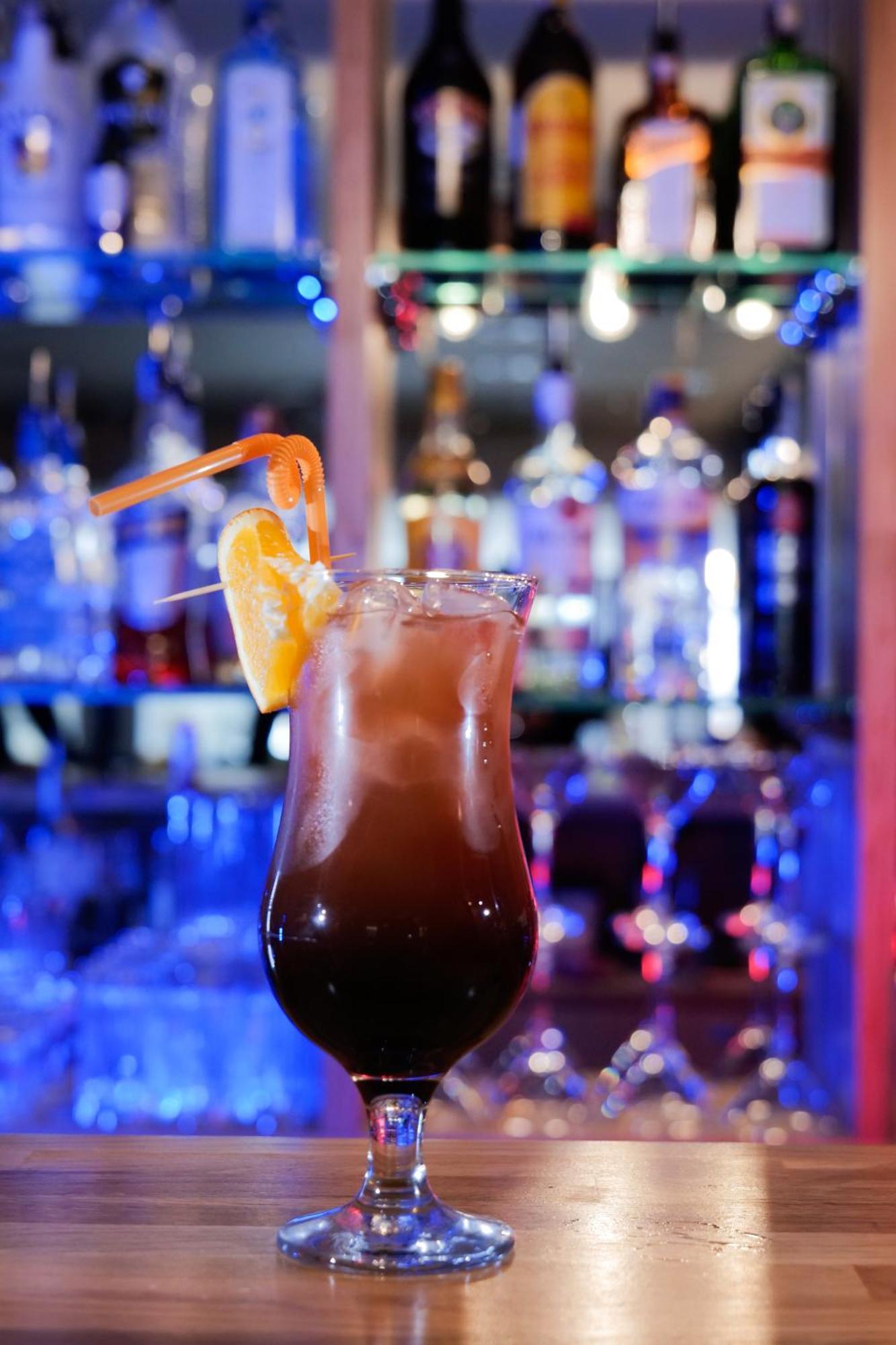 Gudauri Inn Екстериор снимка A Zombie cocktail