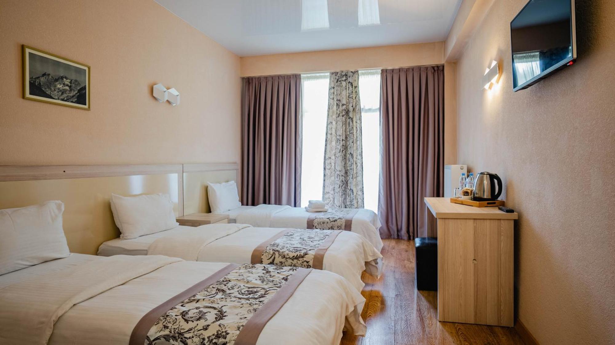 Gudauri Inn Стая снимка