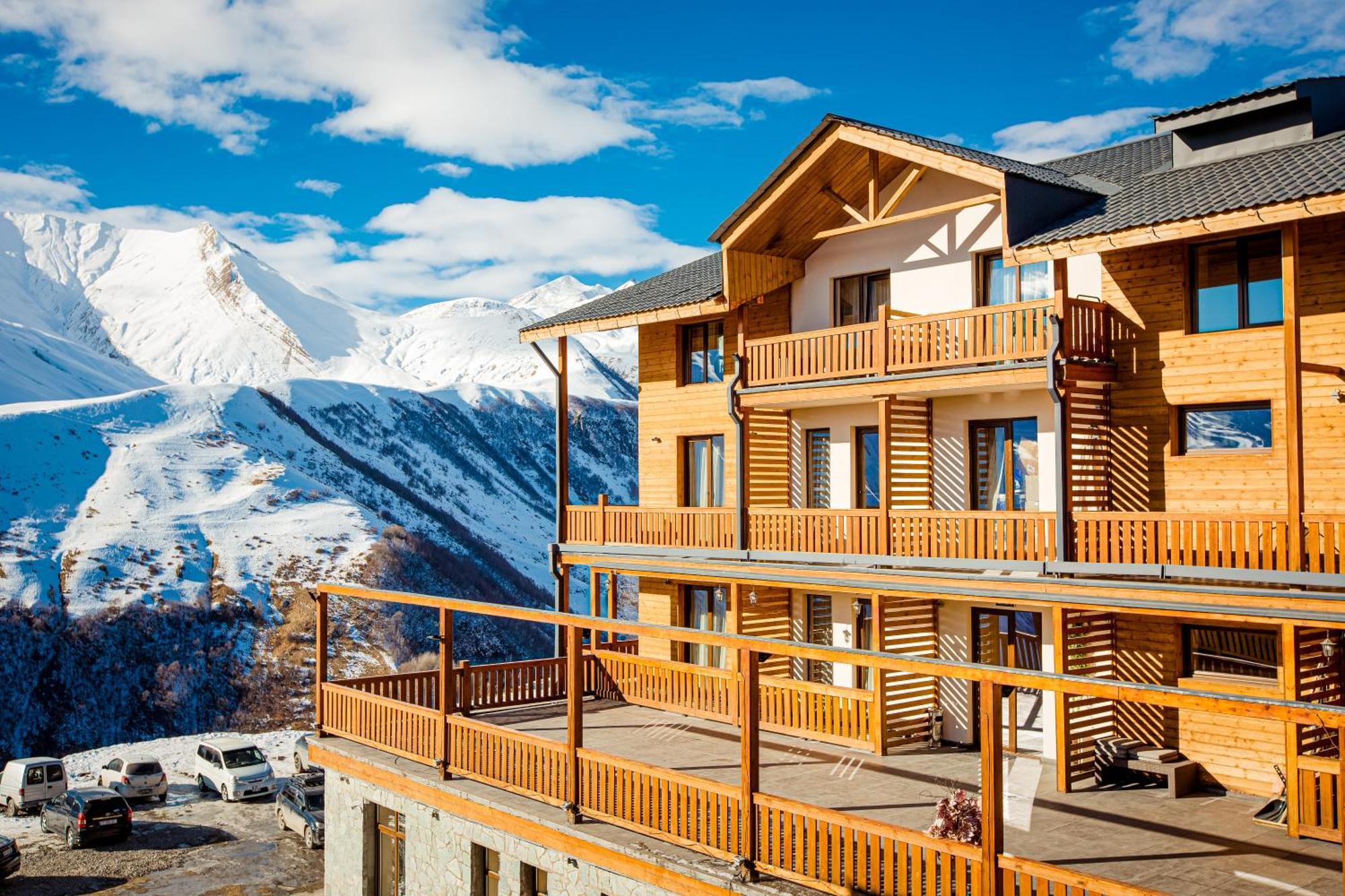 Gudauri Inn Екстериор снимка