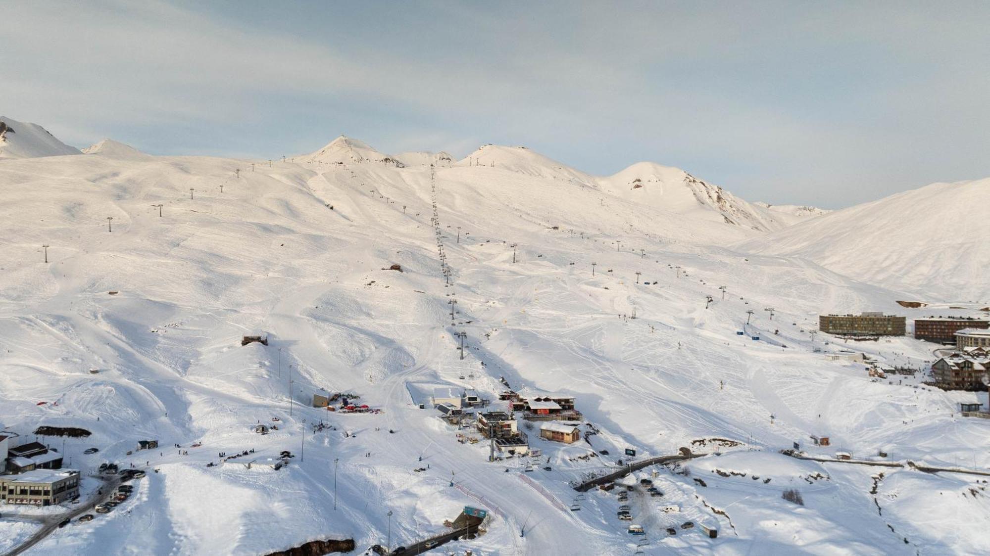 Gudauri Inn Екстериор снимка The ski resort of Val Thorens